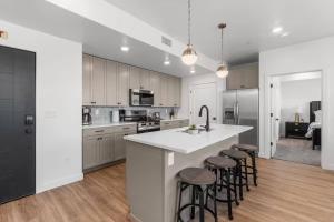 Condo 204L | Water Park OpenYear