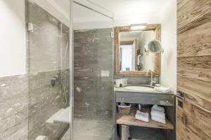 Junior Suite room in Hotelino Petit Chalet