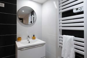Confortable appartement 4 étoiles avec parking à seulement 150m des thermes de Bains-les-Bains