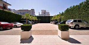 Termini Beach Hotel & Suites