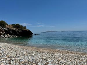 Limnes Seaside Studio
