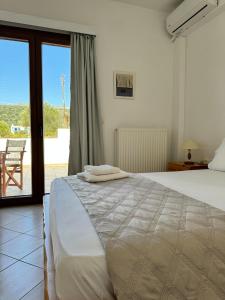 Limnes Seaside Studio