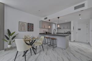 Beachfront Studio JBR - Murjan 2 by Home Of Choice