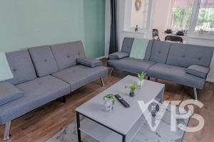 Family Fun Retreat, Gaming Room, Garden & Sleeps 8