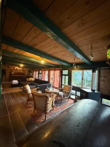 White Scale Agroturizmo