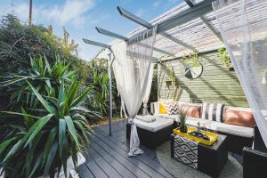 Relax 2BDR with Sauna, Hot Tub and Cinema