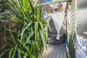 Relax 2BDR with Sauna, Hot Tub and Cinema