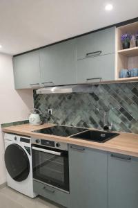 Azur Carré dor Duplex 6 pers 2 min de la mer