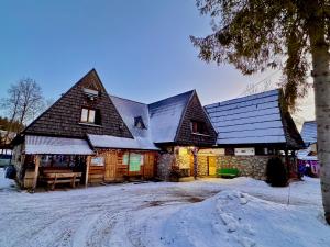 Pokoje Gościnne i Duży Domek Camp Harenda Zakopane z epickim widokiem na Tatry i Giewont