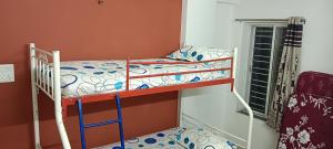 Starlight 3bhk 3bathroom1 km from Mumbai naka bus stop