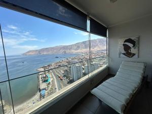 Departamento con hermosa vista al mar en primera línea al Puerto de Iquique