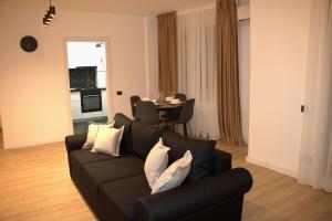 Luxury Apartment Fundeni - 1