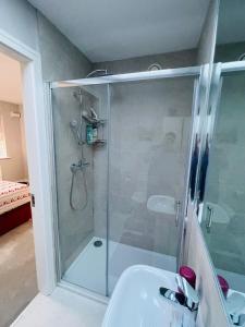 Cozy Private Room & Breakfast Dublin 15