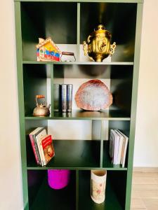 Private Patio, Peaceful and Centric