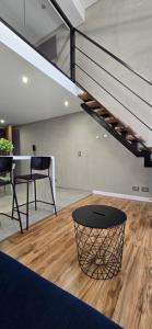 SkyView Studio 401 Premium Level & Top Views Smart Check-in