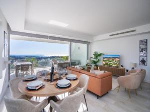 Apartment Stay at Alcazaba Lagoon
