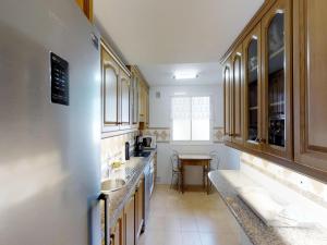 Cozy Elviria Beachside Apartment
