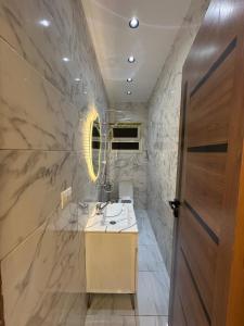 شقة علي النيل