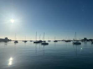 4SONS UMAG Sea View 2BR Apartment in Town center !NEW!