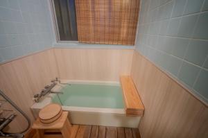 樹齢100年の大桜と天然温泉 サクラドッグガーデン伊豆熱川温泉