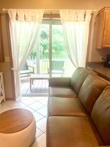 Spacious King Bed Suite at Antique Store