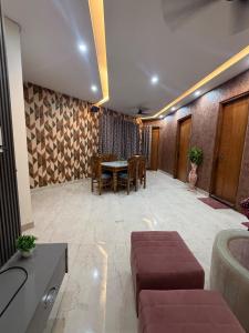 Premium 2BHK Stay in Rishikesh