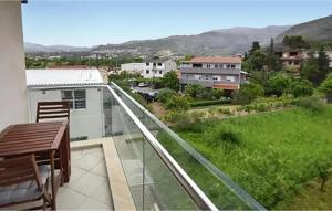 Cozy Apartment In Podstrana With Wifi