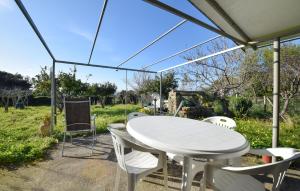 2 Bedroom Cozy Home In Punta Licosa