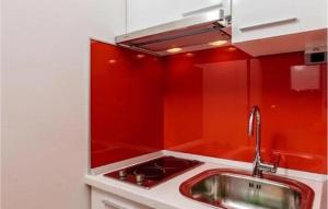 Lovely Apartment In Podstrana With House Sea View