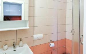 Lovely Apartment In Podstrana With House Sea View