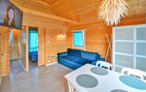 2 Bedroom Amazing Home In Gaski