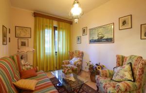 Cozy Apartment In Calci
