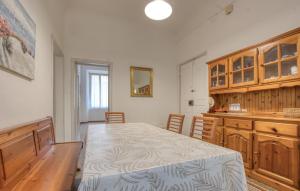 2 Bedroom Gorgeous Apartment In Savona