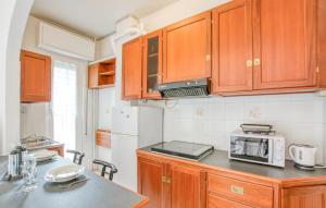 Lovely Apartment In Rapallo With Wifi