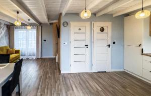 2 Bedroom Gorgeous Home In Zuromino