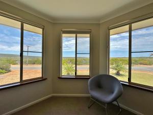 Blue Holes Getaway - Kalbarri, WA