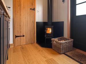 Shepherds Hut - Uk49729