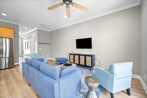Beach Access - Pool - Game Room - Pets - BBQ Grill
