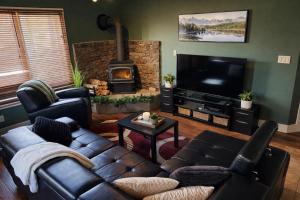 Summit View Alpine Retreat