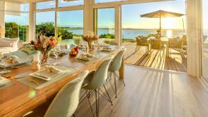 MBIZI lagoon house - Wild Horses & Ocean Views