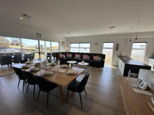SEAVIEW ESCAPE UPPER SUITE - Your Luxury Kangaroo Island Break