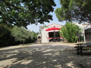 Maisons de vacances Gites en Provence proche Avignon : photos des chambres