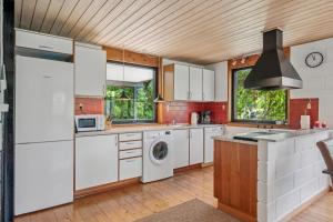 Cozy Two-Storey Holiday Home In Peaceful Nature Close To Kolind And Top Attractions In Djursland
