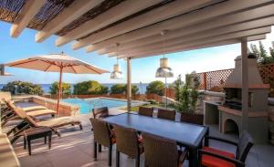 Executive Rhodes Villa Villa Luciana 3 Bedroom With Sea Views Pefkos