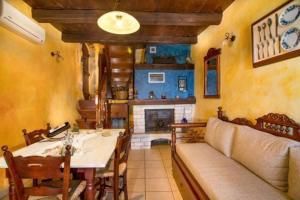 Traditional Crete Villa Villa Blue Mantzourana Stunning Views 1 Bedroom