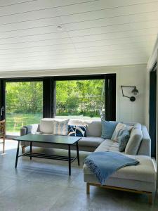 Modern Holiday Home Near Ellinge Beach