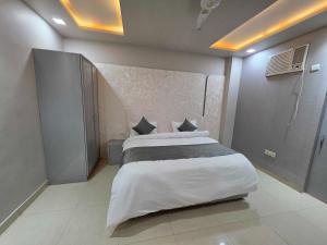 Hotel O Abhinandan & Party Lawn