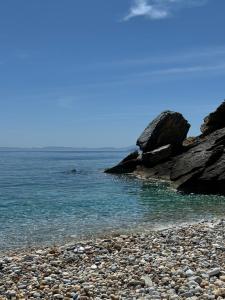 Limnes Seaside Retreat