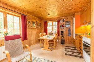 Two-Bedroom House room in Sörmons Stugby