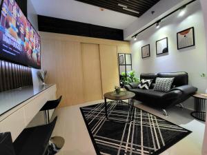 SerThomasSmartPad The Grass Residences with Bridgeway to SM North Edsa